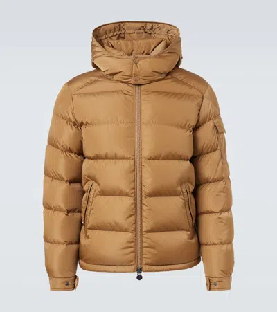Moncler Maya Hooded Short Down Jacket In Gold