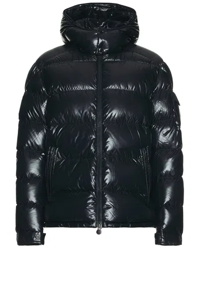 Moncler Maya Puffer Jacket In Black