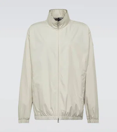 Moncler Medassa Raincoat In Grey