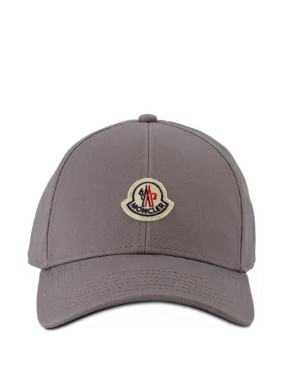 Moncler Men Baseball Cap With Logo In Gray