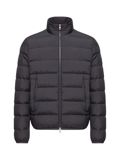 Moncler Malghette Quilted Logo-print Jacket In Blue