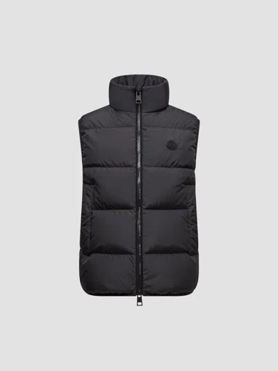 Moncler Men's Gabas Puffer Vest In Black