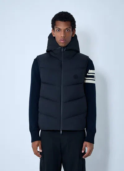 Moncler Men Hooded Guersace Gilet In Blue