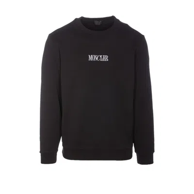 Moncler Men Logo Sweatshirt In Black