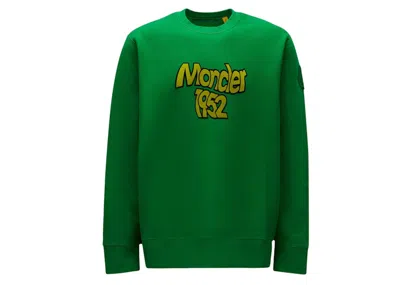 Pre-owned Moncler Men's  1952 Logo Sweatshirt In Green/yellow