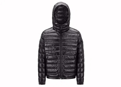 Pre-owned Moncler Men's  Lauros Short Down Jacket In Black
