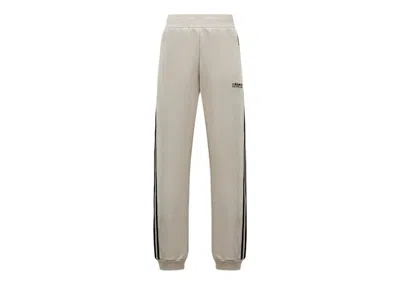 Pre-owned Moncler Men's  X Adidas Originals Fleece Sweatpants In Light Grey