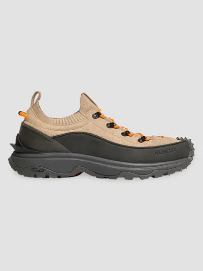 Moncler Trailgrip Lite3 Sneakers In Neutral
