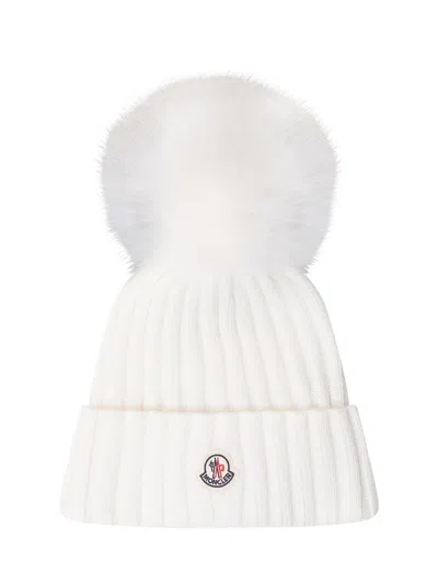 Moncler Mini Cable-knit Beanie With Faux Fur Pom-pom In White