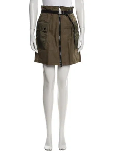 Pre-owned Moncler Mini Skirt In Green