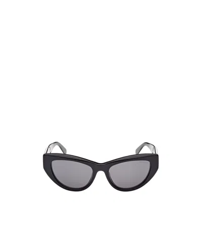 Moncler Modd Cat Eye-frame Sunglasses In Gray