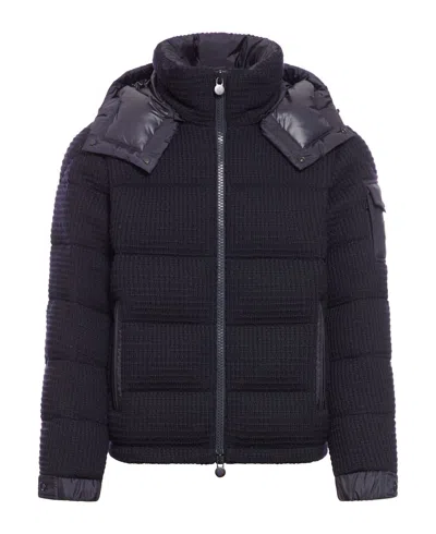 Moncler Logo Patch Hooded Jacket In Blue
