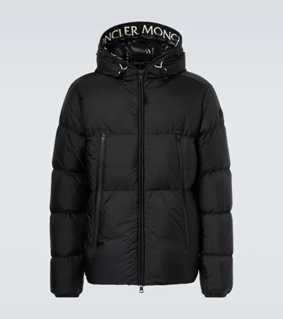 Moncler Montcla Water Repellent Short Hooded Down Jacket In Black