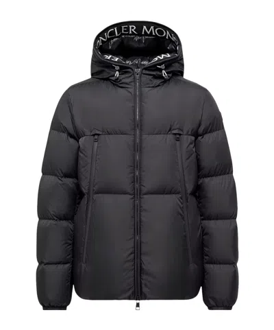 Moncler Montcla Hooded Short Down Jacket In Black