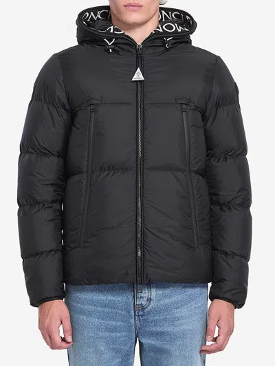 MONCLER MONTCLA PUFFER JACKET