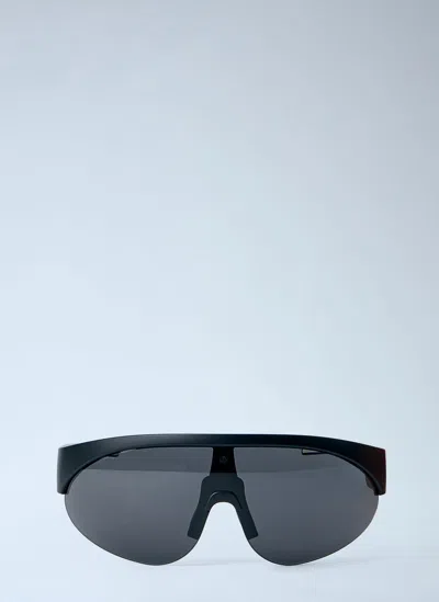 Moncler Myrr Oval Sunglasses In Black
