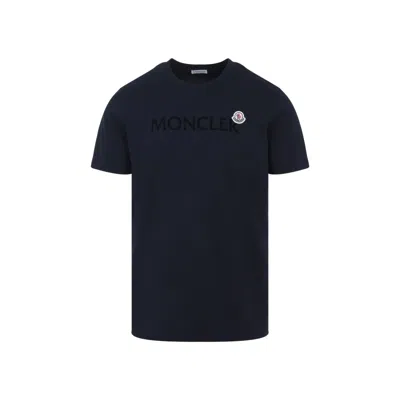 Moncler Bold Logo Cotton T-shirt With Distinctive Emblem In Black