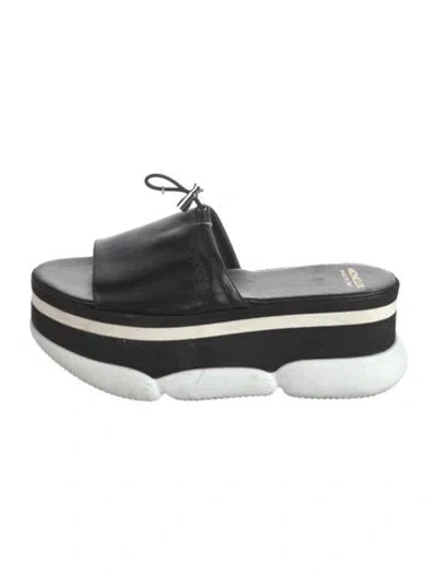 Pre-owned Moncler Neoprene Slides In Black