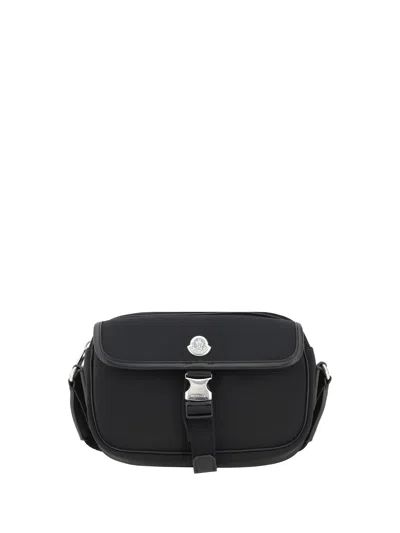 Moncler New Trick Shoulder Bag In Black