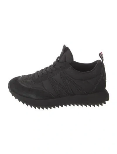 Pre-owned Moncler Nylon Sneakers In Black