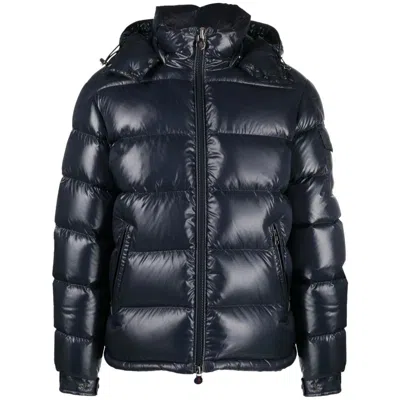 Moncler Maya Hooded Short Down Jacket In Blue