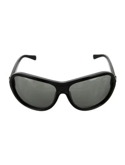 Pre-owned Moncler Oversize Tinted Sunglasses In Black
