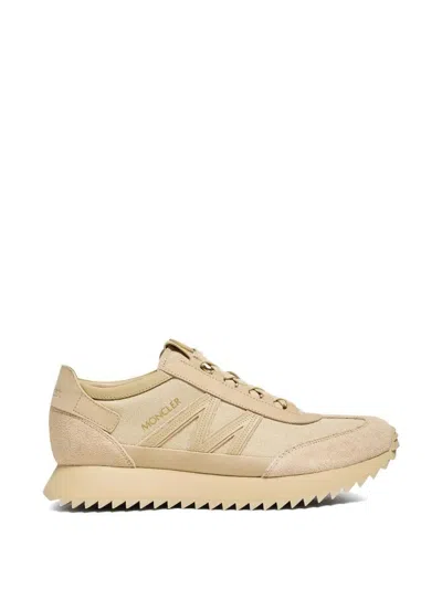 Moncler Pacey2 Low Top Sneakers In Neutral