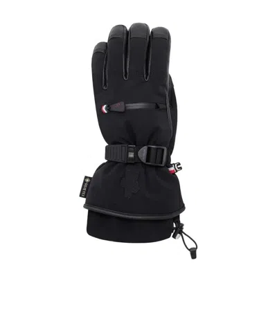 Moncler Padded Gloves In Black