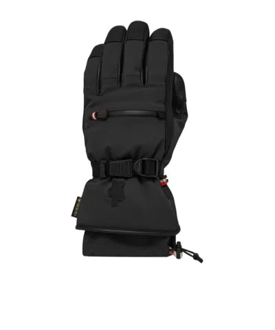 Moncler Padded Gloves In Black
