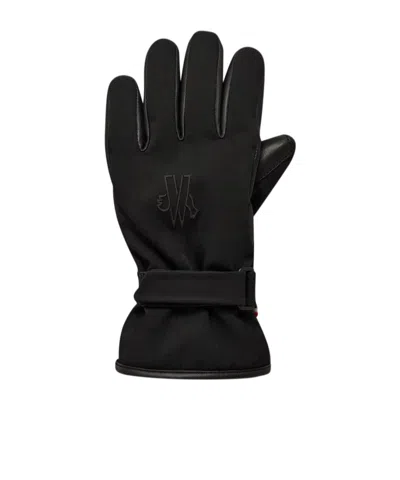 Moncler Padded Gloves In Black