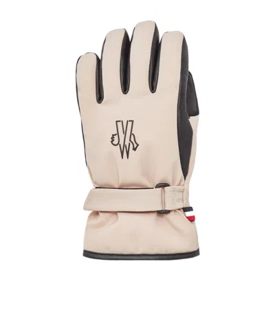 Moncler Padded Gloves In Brown