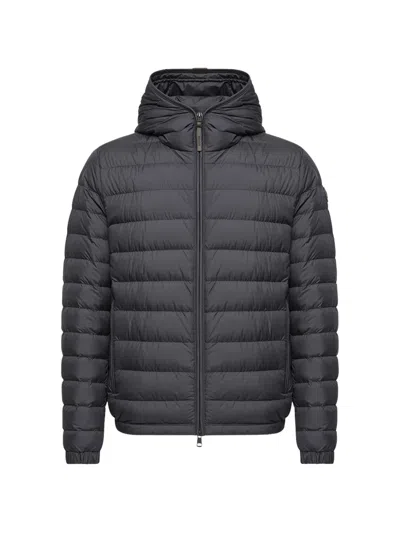 Moncler Solienn Hooded Short Down Jacket In Blue