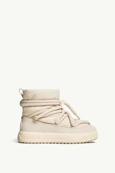 Moncler Padded Quilted Boot In White
