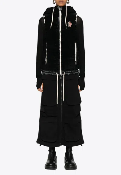 Moncler Padded Zip-up Fleece Gilet In Black