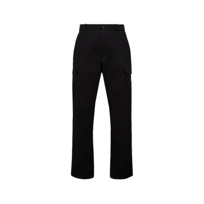 Moncler Trouseralon Cargo En Gabardine De Coton In Black