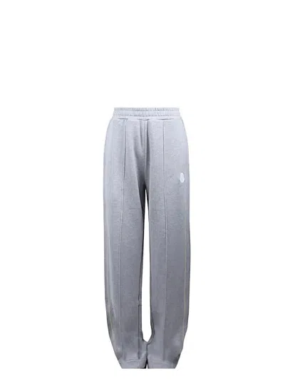 Moncler Pantalone In Grey