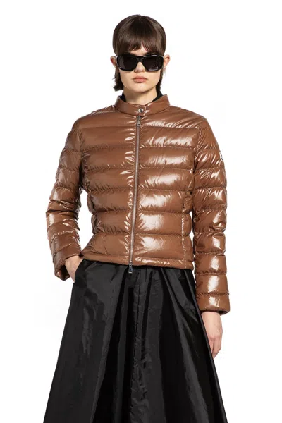 Moncler Papillon Short Down Jacket In Brown
