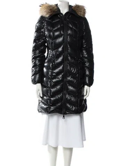 Pre-owned Moncler Parka In Black