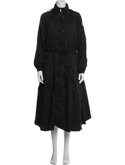 Pre-owned Moncler Parka In Black