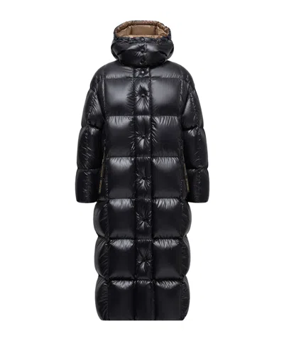 Moncler Parnaiba Hooded Long Down Jacket In Black