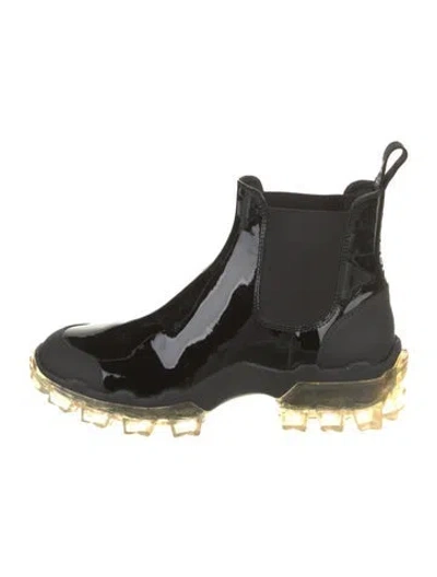 Pre-owned Moncler Patent Leather Chelsea Boots In Black
