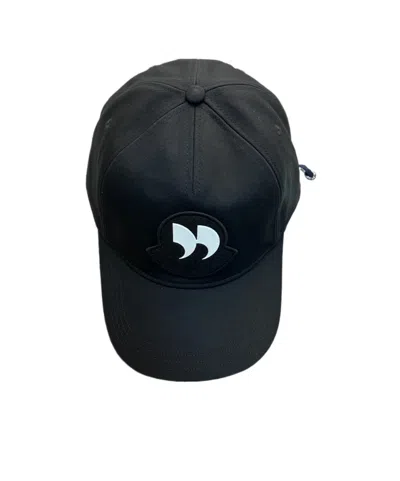 Moncler Patterned Hat In Black