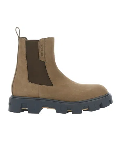 Moncler Peak City Chelsea Boots In Brown
