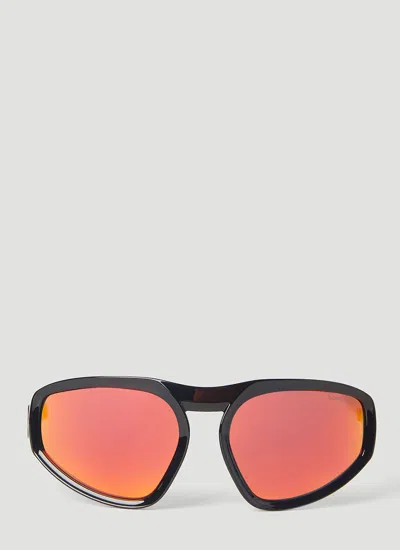 Moncler Pentagra Geometric Sunglasses In Black