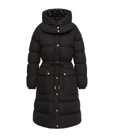 Moncler Pic Hooded Long Down Jacket In Black