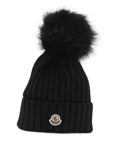 Moncler Pon Pon Wool Beanie In Black