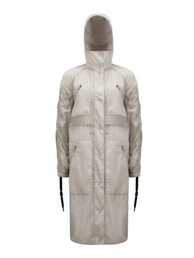 Moncler Potet Logo Parka Raincoat In White