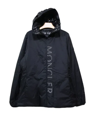 Moncler Printed Hooded Jacket In Black