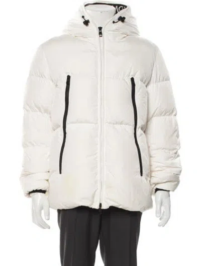 Pre-owned Moncler Puffer Coat In Neutral