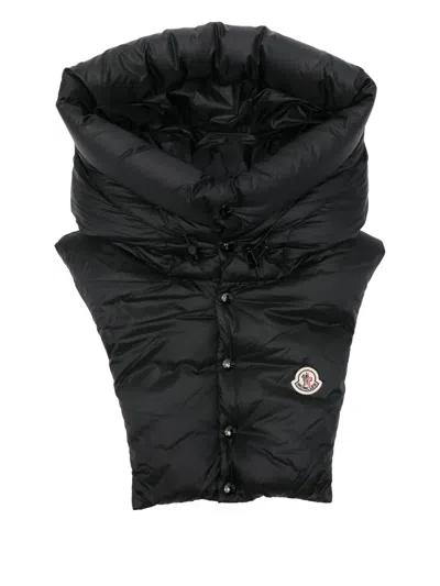 Moncler Quilted High-neck Hood In Black